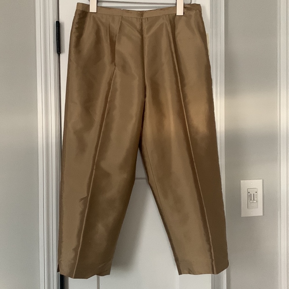 NWT Coldwater Creek Gold Lightweight 100% Silk Pants, size 8P